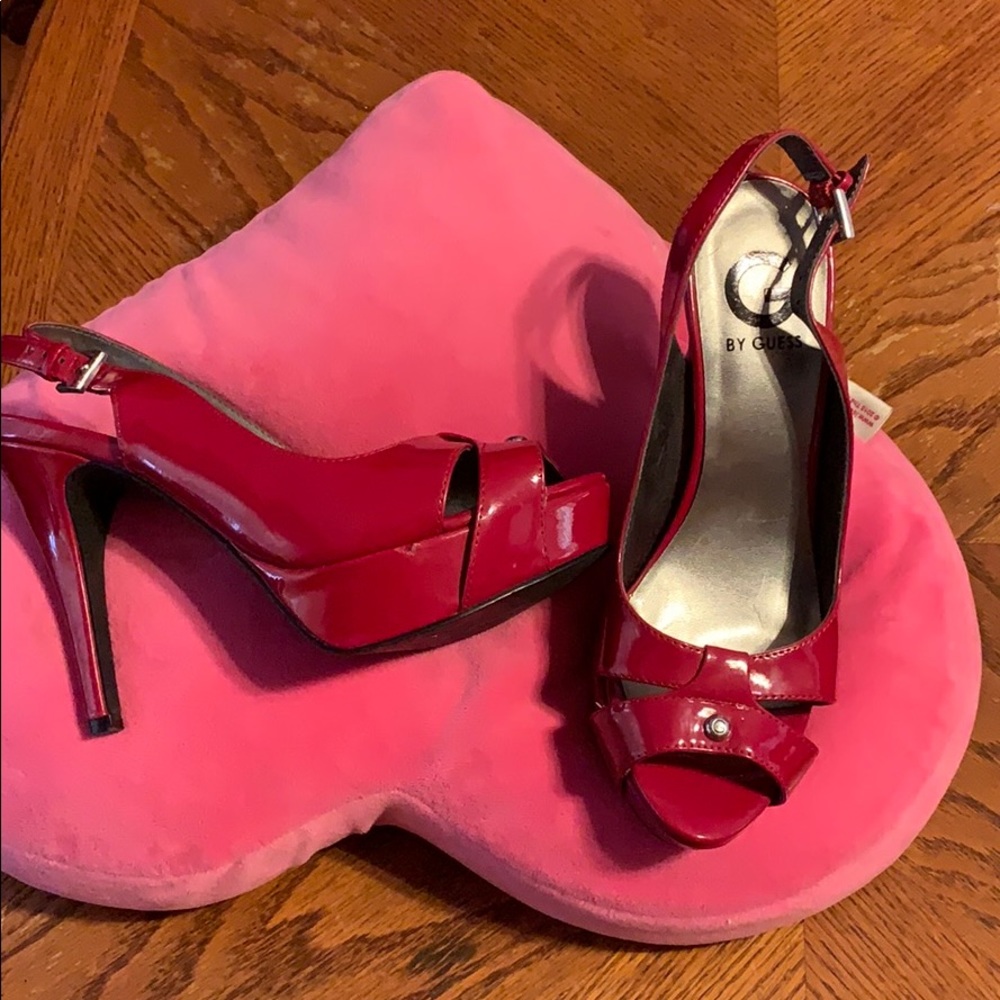Shoes - Picture 2 of 3